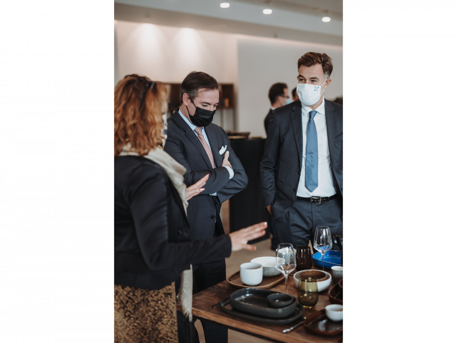 Le Prince Guillaume et le ministre Fayot observent les réalisations de RAK